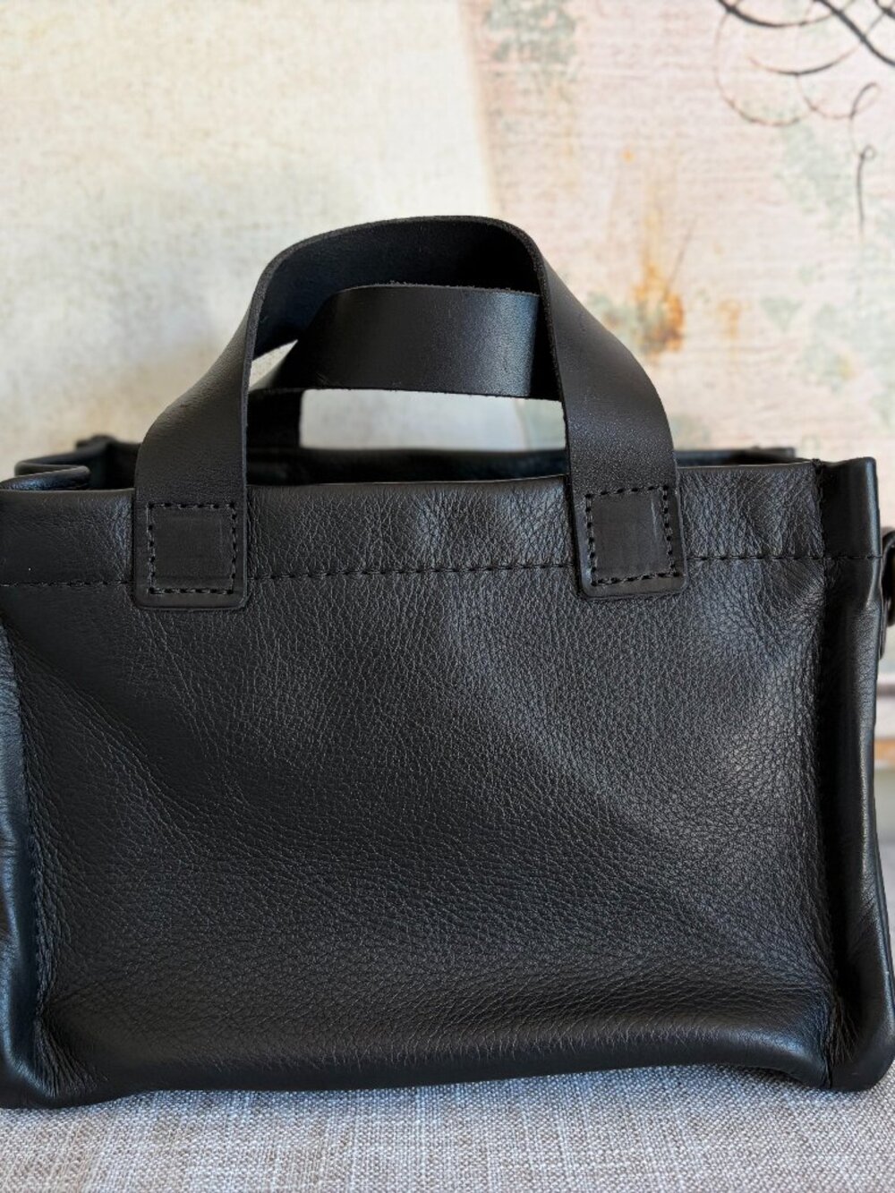 Parker Thatch Micro Mimi Black Leather Bag - Rare & Discontinued - Picture 2 of 5